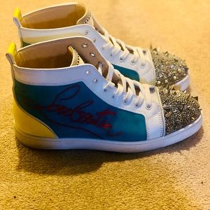 Size 42 Christian Louboutin men’s sneakers.